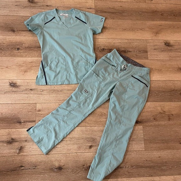 Grey's Anatomy Pants & Jumpsuits Greys Anatomy Scrub Set Top Pants